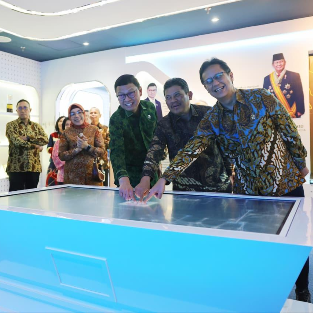 Menkes-Dorong-Penguatan-BPOM-RI-dalam-Pengawasan-Obat-dan-Makanan-Melalui-Diorama.png