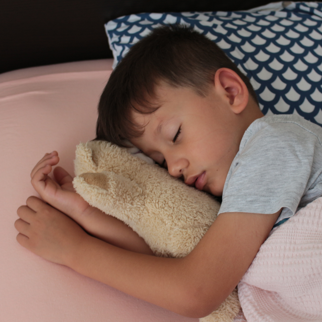 Apa-yang-Terjadi-Saat-Tidur-Ini-Pentingnya-Tidur-untuk-Tumbuh-Kembang-Anak.png